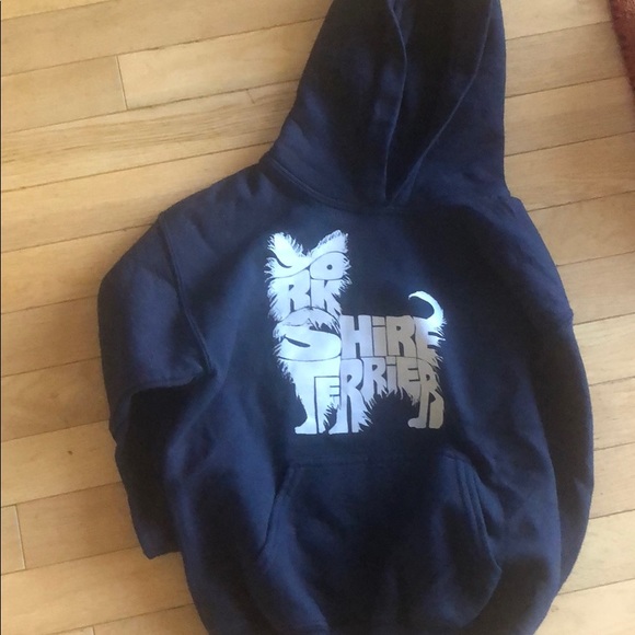 Under armor and Gildan hoodies - Picture 4 of 4